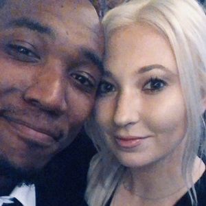 Meet your Posher, Em & m